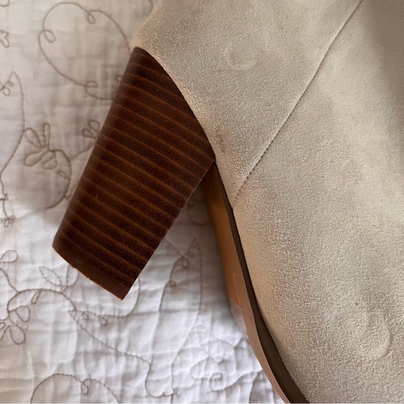 Joe’s Jeans suede ankle booties ✨ - Picture 3 of 5